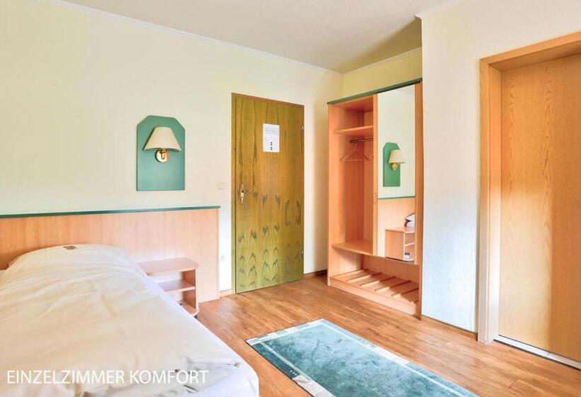 舒适型单人间, Stössels