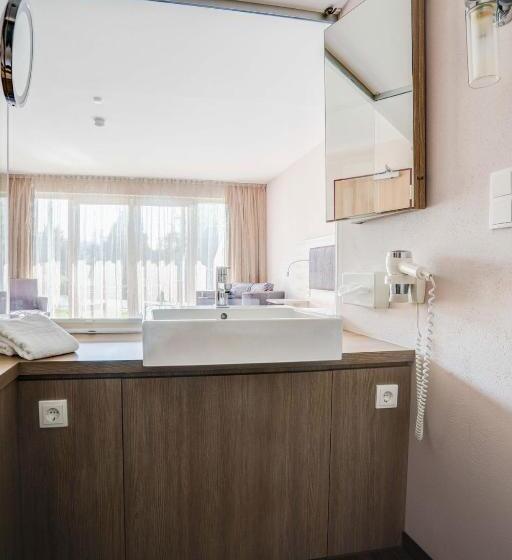 带露台的高档房间, Stössels