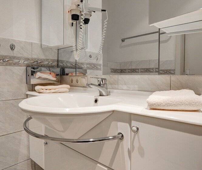 带1个卧室的公寓, Stössels