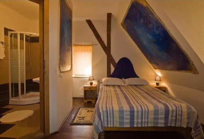 スタンダードルーム, Pensiune Citadela Sighisoara