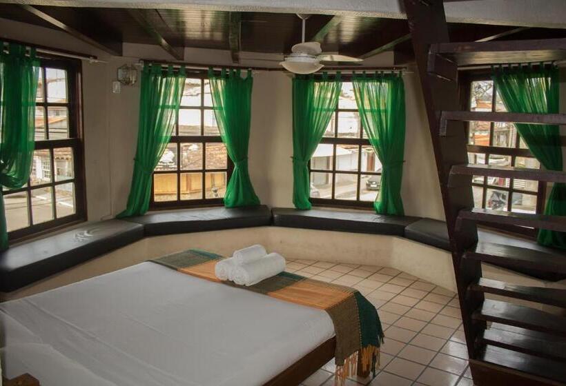 클래식 4인 룸, Pousada Casa Da Pedra