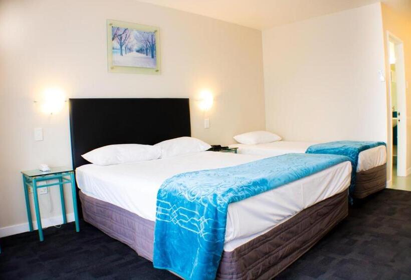 标准工作室, Rayland Motel