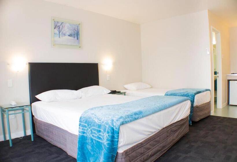 标准工作室, Rayland Motel