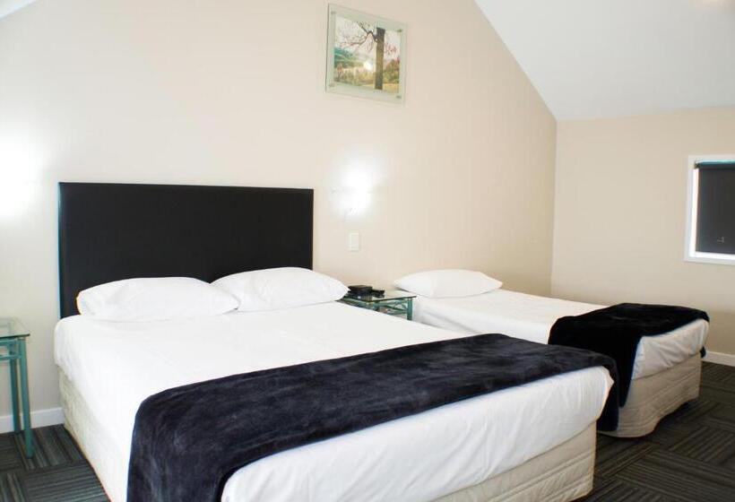 家庭间, Rayland Motel