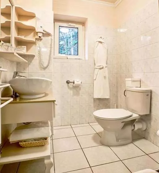 اتاق اکونومی, Villa Medici Hotel & Restaurant