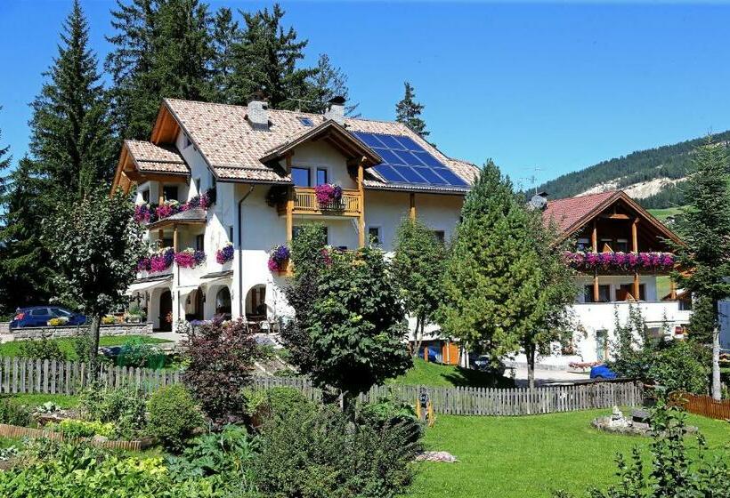 דירה בת חדר שינה 1 עם מרפסת, Apartments Lasteis