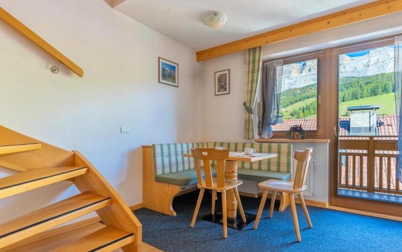 חדר דופלקס, Apartments Lasteis