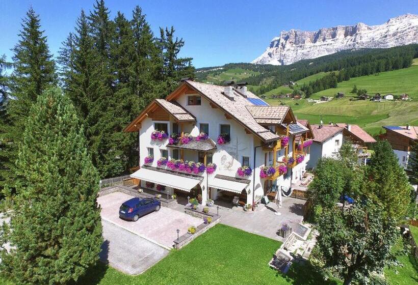 דירה בת חדר שינה 1 עם מרפסת, Apartments Lasteis