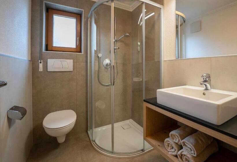 דירה בת חדר שינה 1 עם מרפסת, Apartments Lasteis