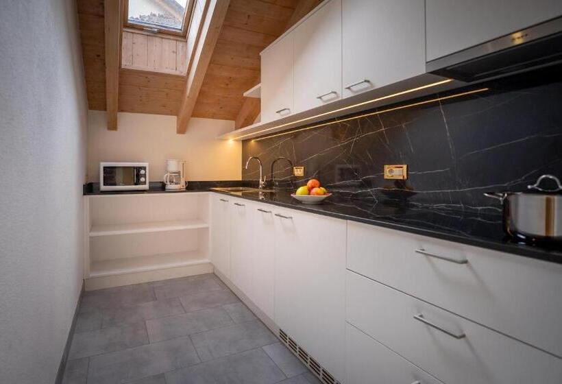 דירה בת חדר שינה 1 עם מרפסת, Apartments Lasteis