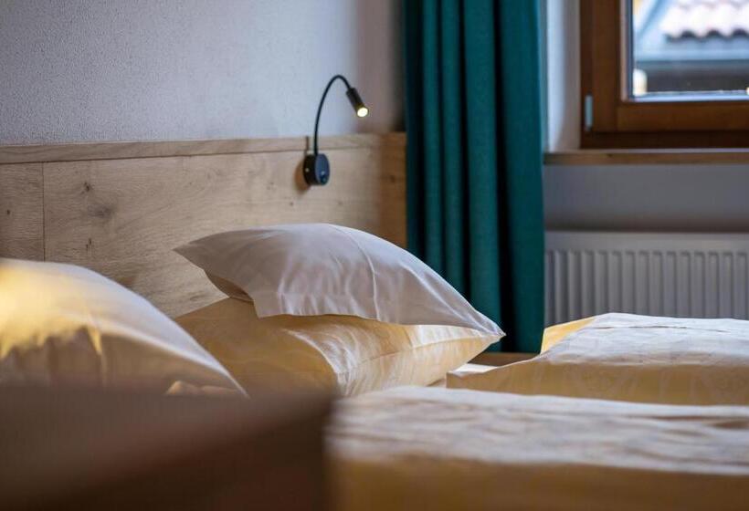 Студио Стандарт с Балконом, Apartments Lasteis