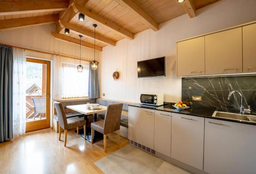 דירה בת חדר שינה 1 עם מרפסת, Apartments Lasteis