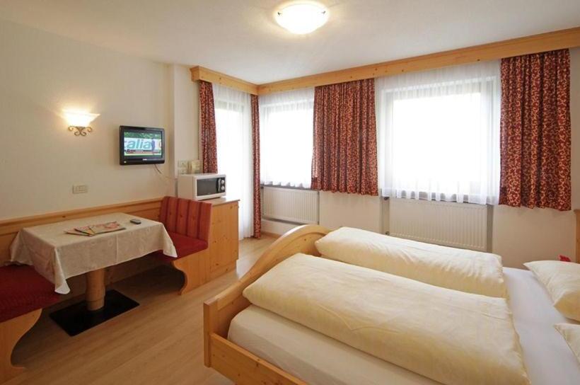 סטודיו סטנדרט עם מרפסת, Apartments Lasteis