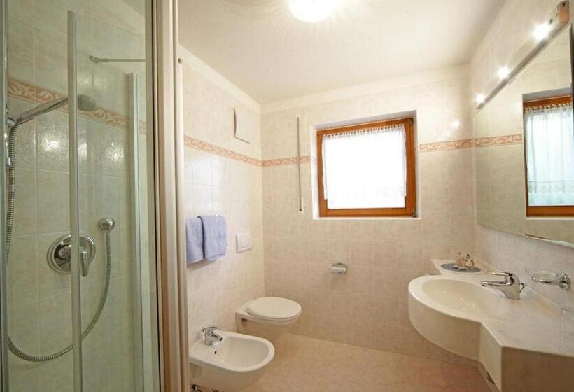 סטודיו סטנדרט עם מרפסת, Apartments Lasteis