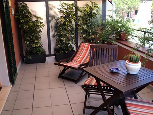 חדר סטנדרט נוף לים עם טרסה, Marvit Affittacamere