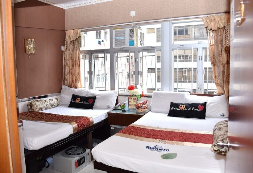 اتاق خانوادگی, Toronto Guest House