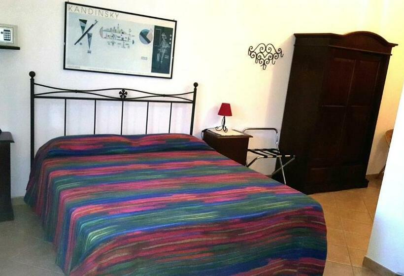 Habitació Estàndard Vista Jardí, B&b Brezza Di Mare