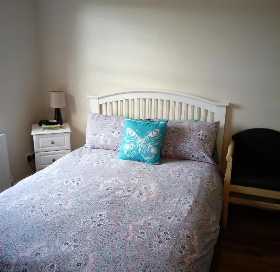 חדר דלוקס, The River House