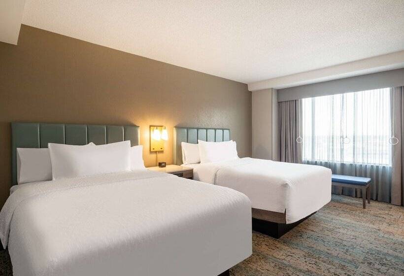 סוויטת 2 חדרי שינה, Homewood Suites By Hilton Toledo Downtown