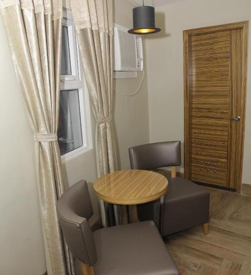 סוויטת ג'וניור, Sun Star Grand