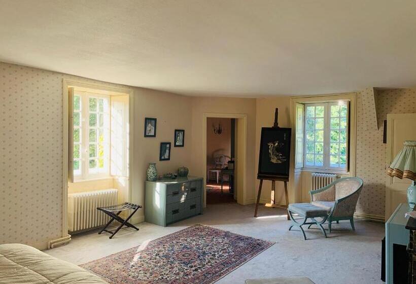 جناح سوبيريور, Manoir De Trégaray