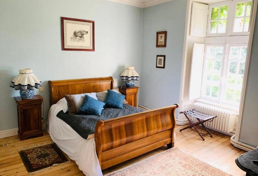 جناح جونيور مطل على الحديقة, Manoir De Trégaray