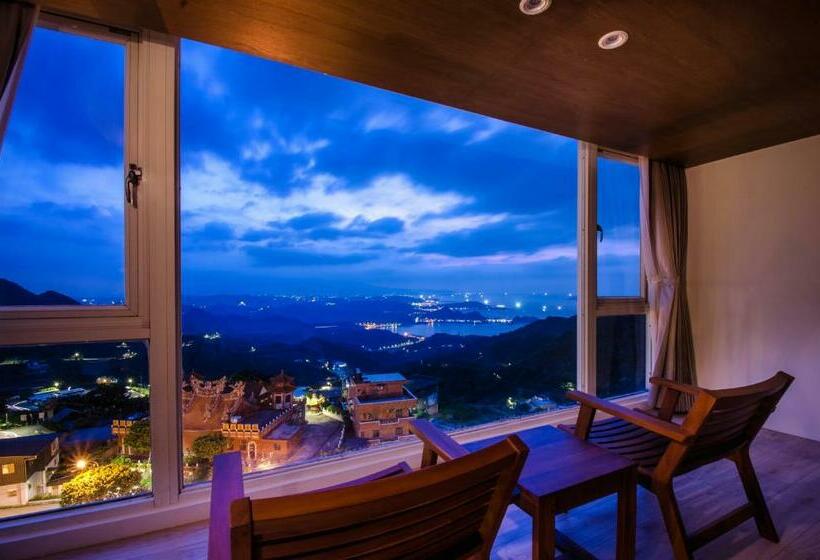 اتاق لوکس چهار تخته, Sunshine B&b