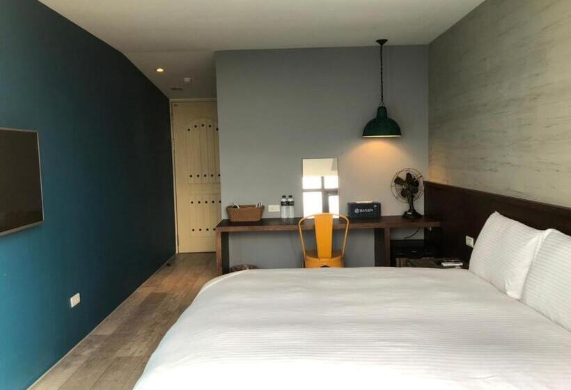 اتاق استاندارد با چشم‌انداز دریا, Sunshine B&b