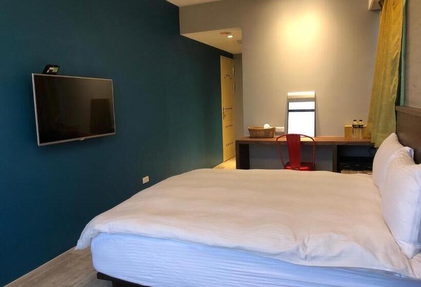 اتاق استاندارد با چشم‌انداز دریا, Sunshine B&b