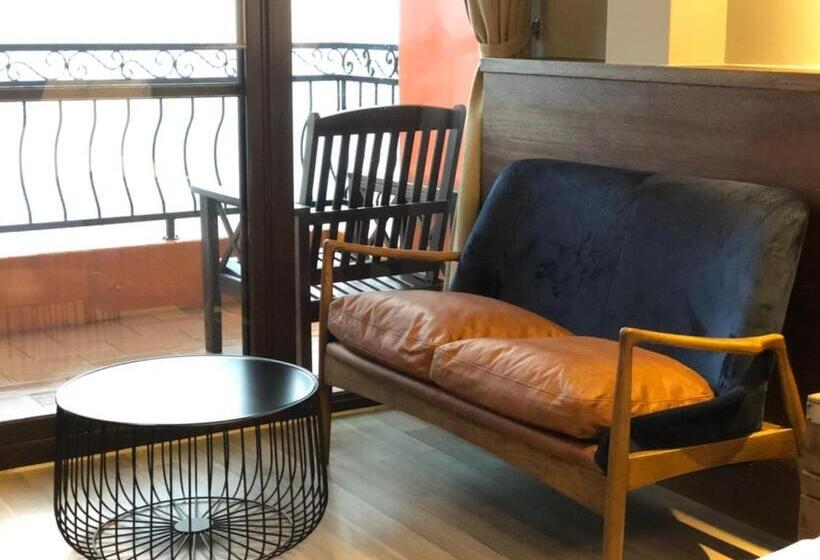 اتاق استاندارد با بالکن و چشمانداز دریا, Sunshine B&b