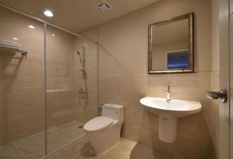 اتاق استاندارد با بالکن و چشمانداز دریا, Sunshine B&b