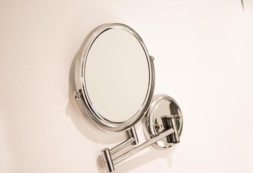 小型套房, Galerie Hotel Dis