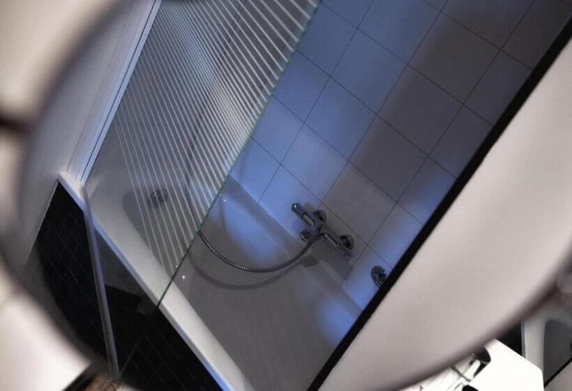 舒适型房间, Galerie Hotel Dis