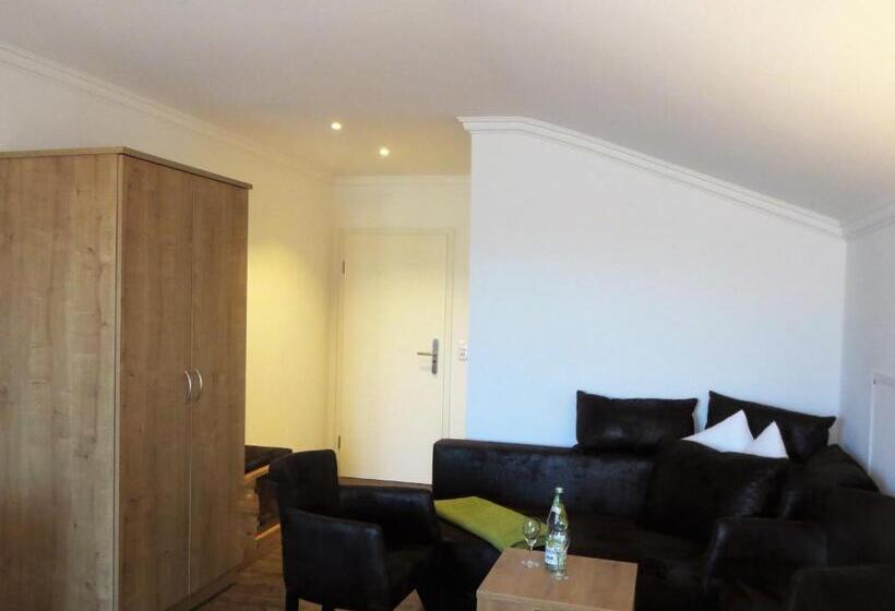 Camera Superiore, Alp Inn