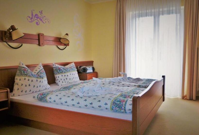 스탠다드 룸, Am Kurpark