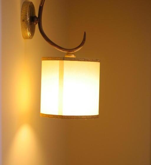 חדר סטנדרט, Anthimos