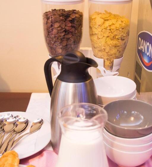 סוויטת 2 חדרי שינה, Anthimos