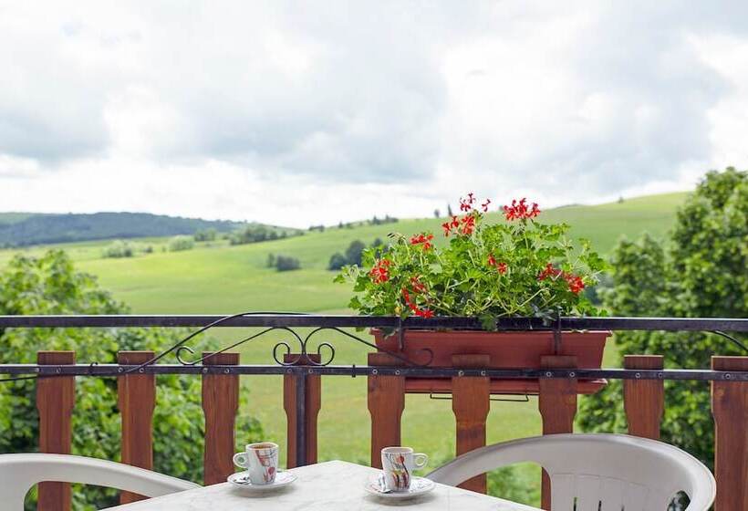 غرفة سوبيريور, Auberge De La Petite Ferme, Super Besse Est, The Originals Relais