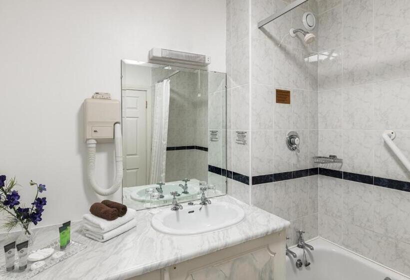 اتاق لوکس, Earls Court House