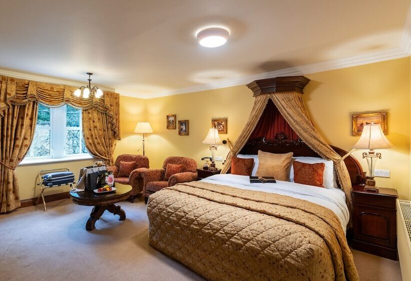 اتاق لوکس, Earls Court House