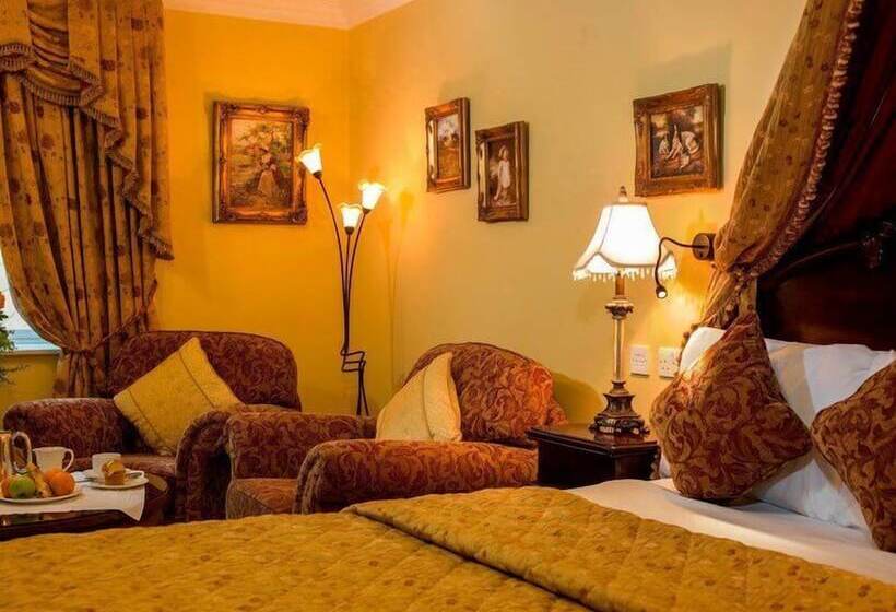 اتاق لوکس, Earls Court House