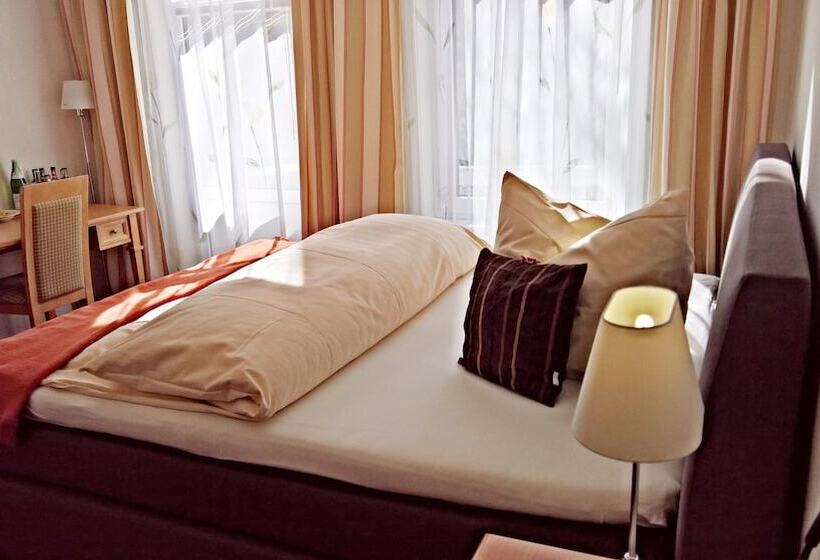 חדר סטנדרט יחיד, Goethe