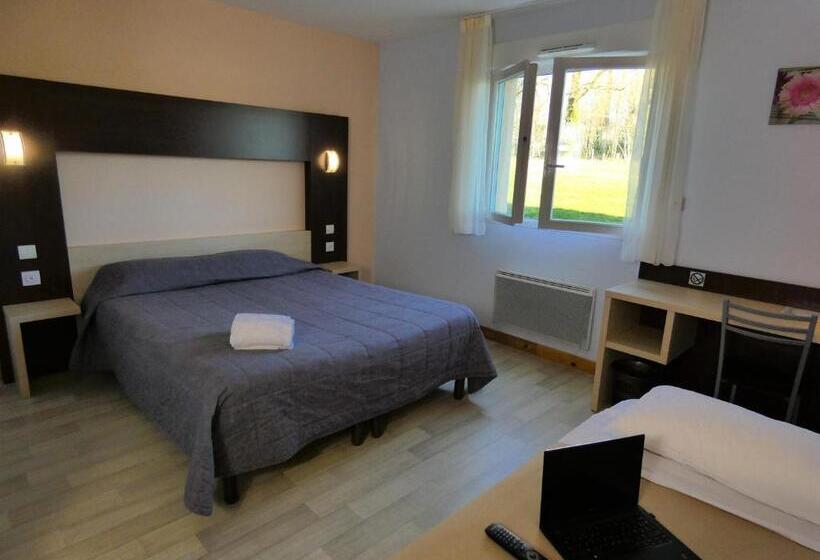 חדר סטנדרט לשלושה, Hôtel Azur Saint Junien Cit