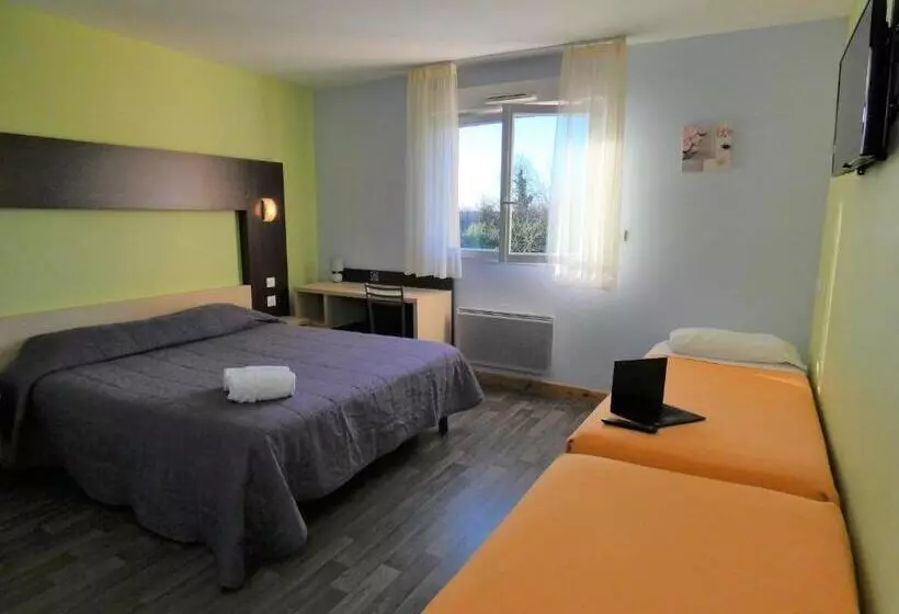 スタンダード4人部屋, Hôtel Azur Saint Junien Cit