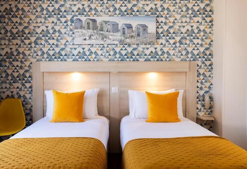 スタンダードトリプルルーム, De Lion Sur Mer