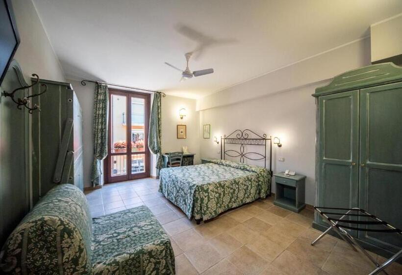 バルコニー付スタンダード4ベッドルーム, Il Tiglio