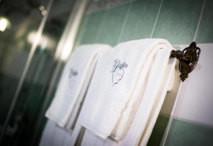 バルコニー付スタンダード4ベッドルーム, Il Tiglio