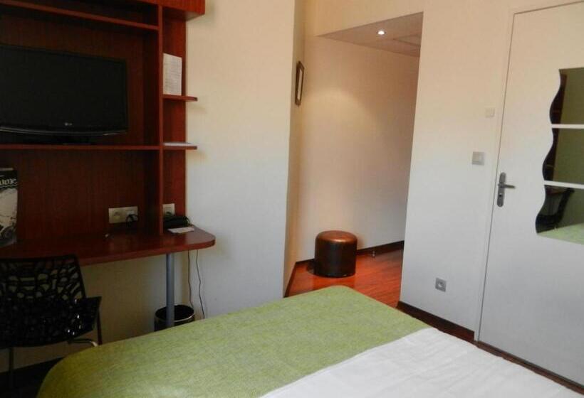 Номер Стандарт, L Hôtel De Chartres