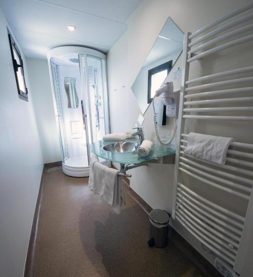 Номер Комфорт, L Hôtel De Chartres