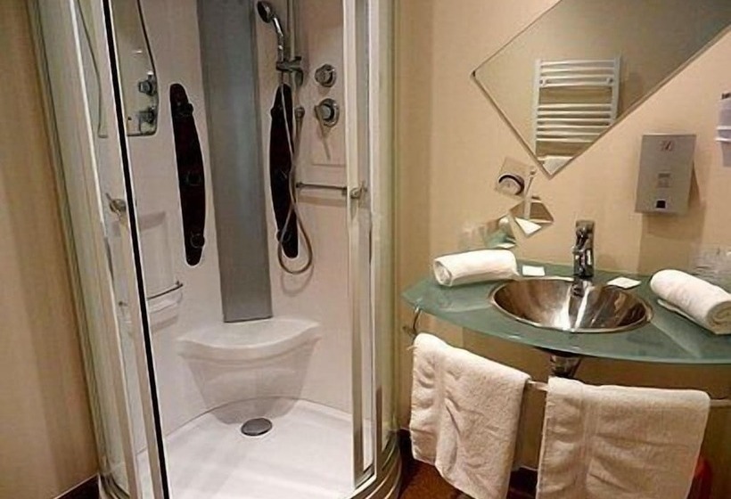 Номер Комфорт, L Hôtel De Chartres